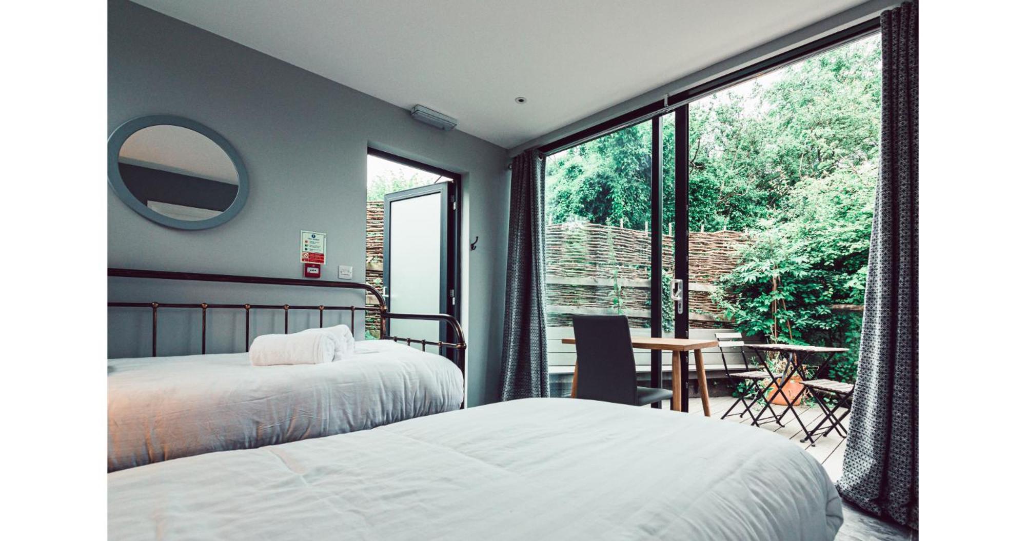 Clophill Eco Lodges Стая снимка